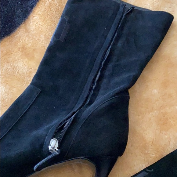 Versace - Picture 17 of 17